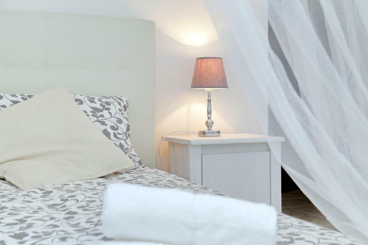 Bbhome Trastevere Station White Chic Apartment Roma Exterior foto